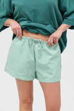 The Hamptons Short