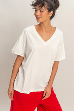 The V Tee