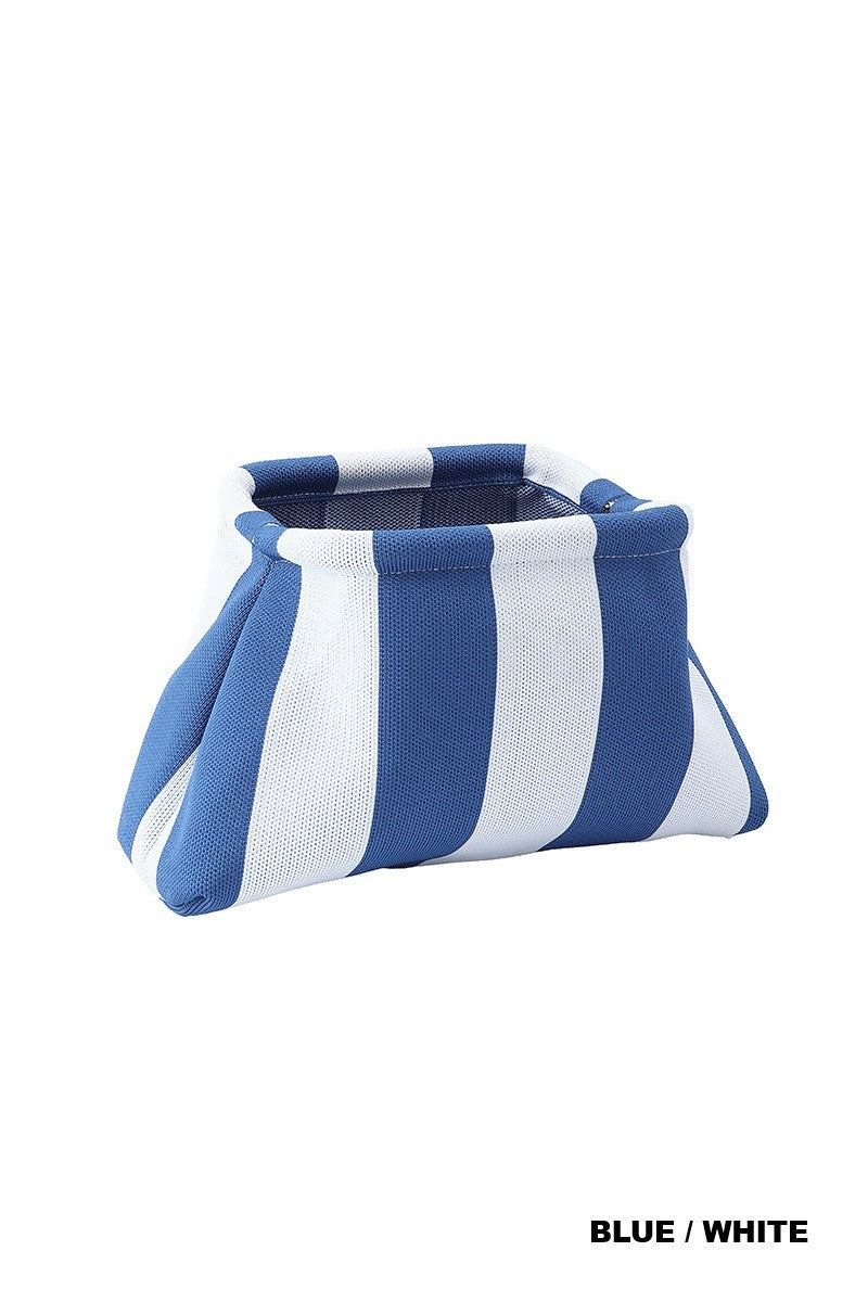 Island Hopping Clutch