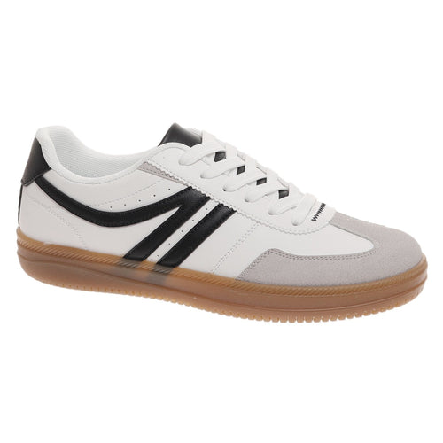 Gia Sneaker