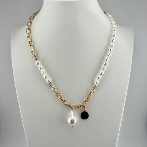 Nia Necklace