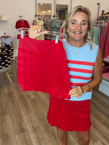 Peak Skort